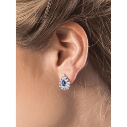 18k white gold halo stud earrings with blue sapphires pear cut and diamonds 2
