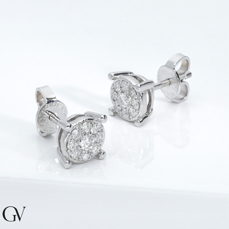 White gold 18k stud earrings with diamonds 