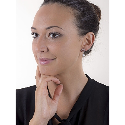 Orecchini in oro bianco 18k a cuore con diamanti e perla