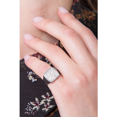 Anello Da Mignolo In Oro Bianco 18k Con Diamanti