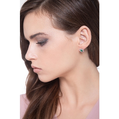 White gold 18k stud earrings with diamonds and emeralds 