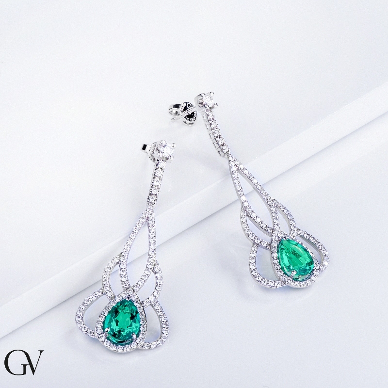 18k white gold drop earrings with diamonds and emeralds 