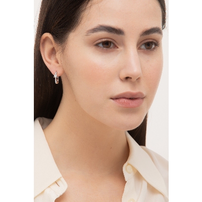 18k white gold oval earrings with diamonds