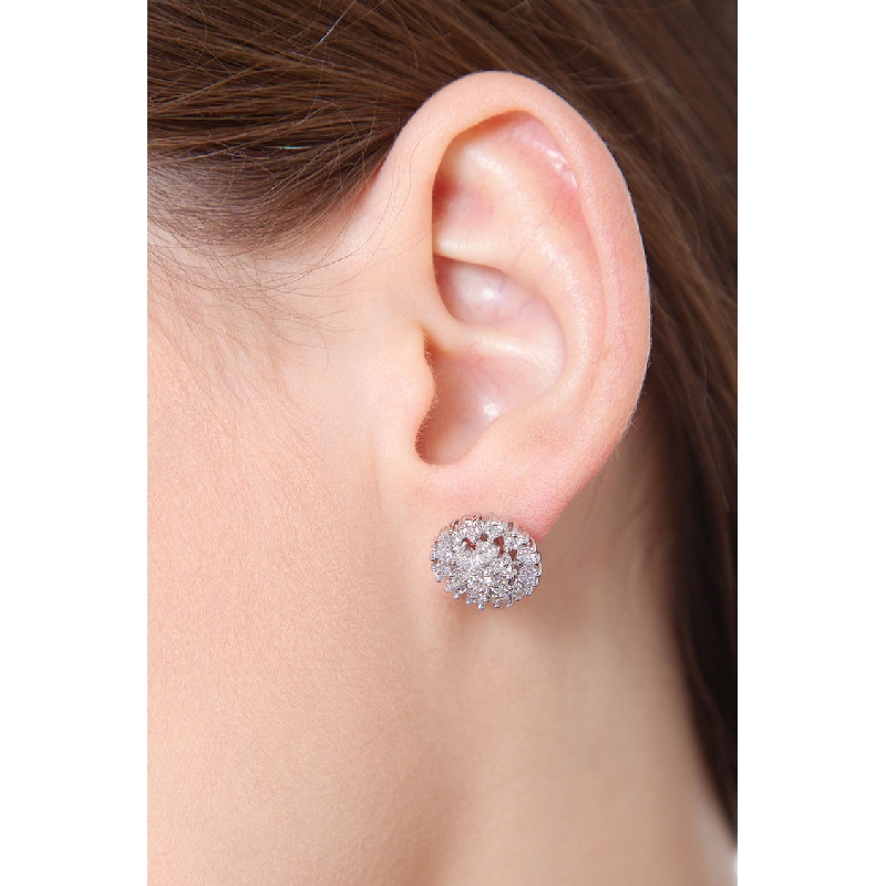 18k white gold round stud cluster earrings with diamonds 