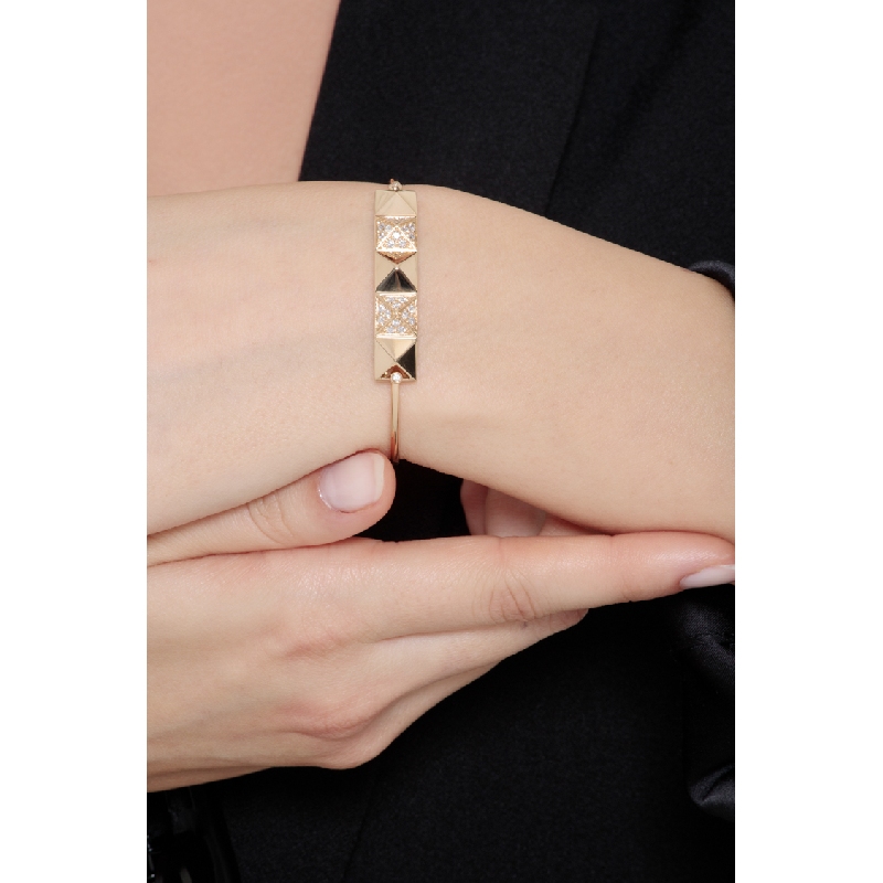 18k yellow gold rigid bracelet with studs