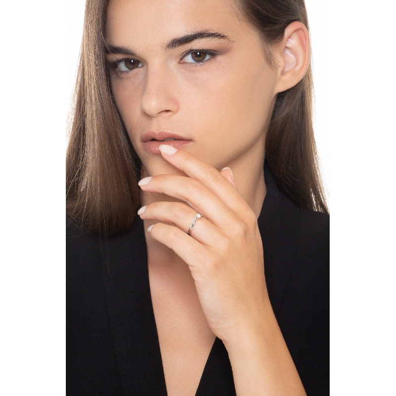 4 claw Solitaire diamond ring 0,15 ct Valentino Model white gold 18k