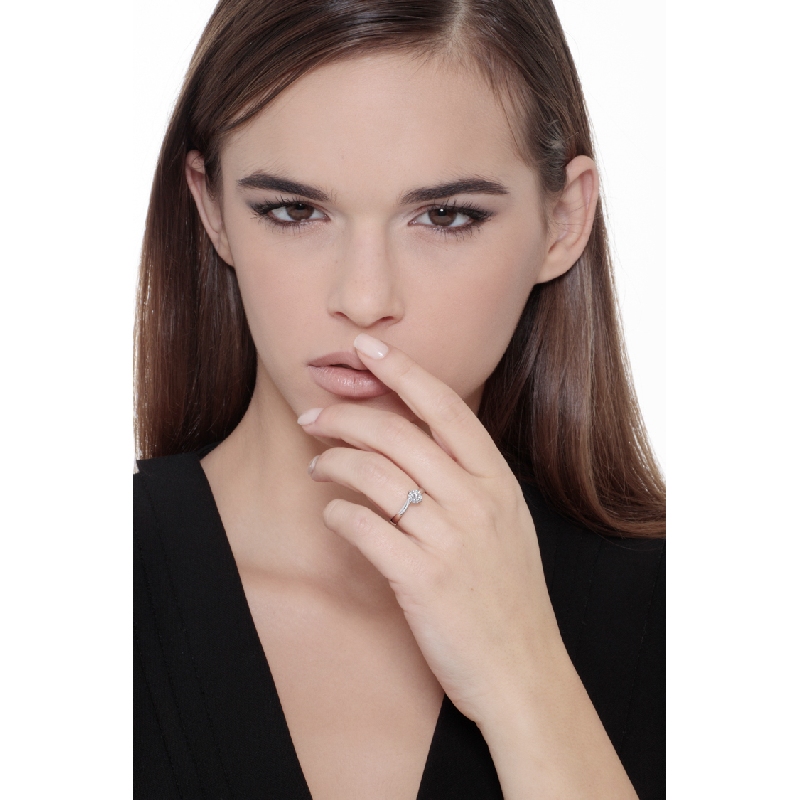 4 claw solitaire diamond ring white gold 18k 0,70 ct