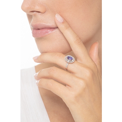 White gold 18k double halo ring with diamonds and tanzanite