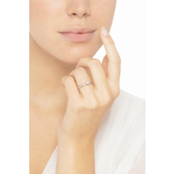 Anello tipo solitario a sei griffe in oro bianco 18k con 8 diamanti per lato, totale ct. 0.19 2