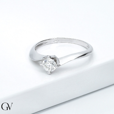 Anello solitario Emozione in oro bianco 18k 0.40 ct