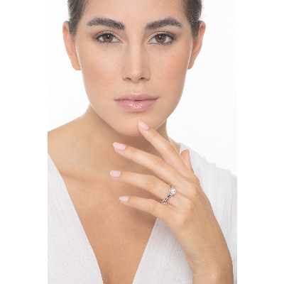 Solitaire ring in white gold 18k with a 0,70 ct diamond 4 claw 