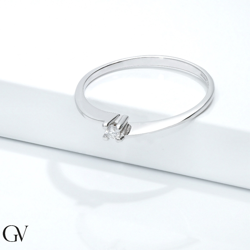 White gold 18k solitaire diamond ring 0,04 ct Valentino Model