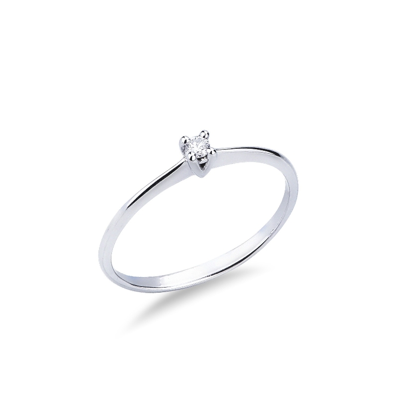 Linear solitaire ring in 18k white gold with 0.04 ct diamond.