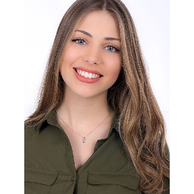 Necklace in 18k white gold with full bezel diamond trilogy pendant