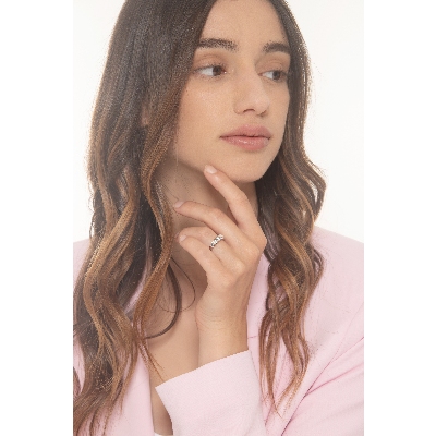 Trilogy ring in white gold 18k with diamonds, ct 0,75