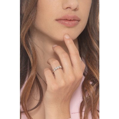 Trilogy ring in white gold 18k with diamonds, ct 0,75