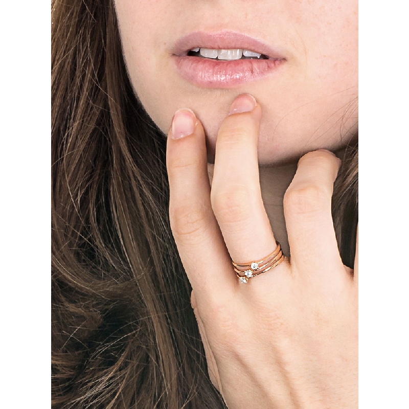 Rosé gold 18k trilogy ring with three diamond bands
