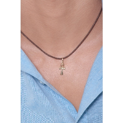 Akh pendant in 18k yellow gold