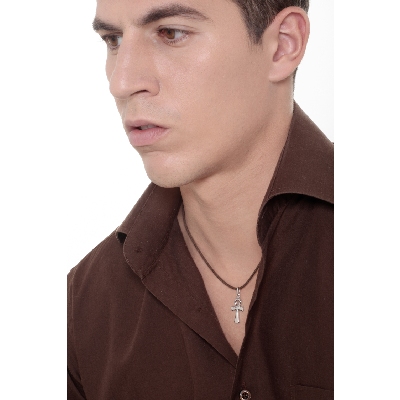 Akh pendant in 18k white gold