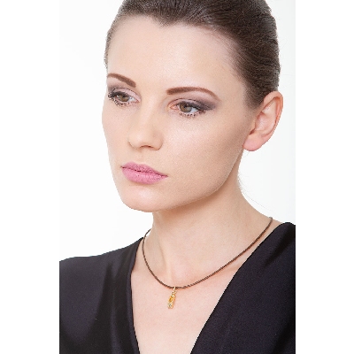 Dancing shoe in 18k yellow gold