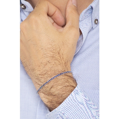 Bracciale Tennis in oro Bianco 18k con Zaffiri Blu, larghezza maglia 2,40 mm circa