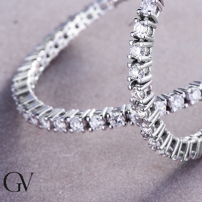 Bracciale Tennis lineare a filo in oro Bianco 18k con Diamanti