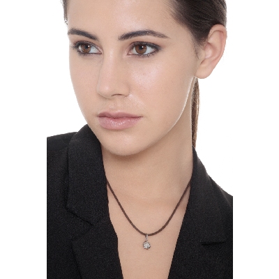 Ladybug in 18k white gold 