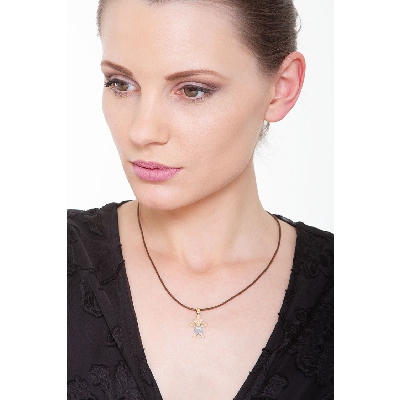 Happy boy pendant in 18k yellow gold