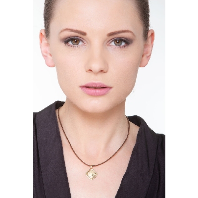 18k yellow gold baptism pendant