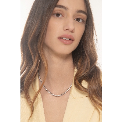 Gradueted tennis necklace in white gold 18k with diamonds