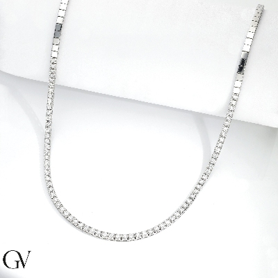 Collana tennis lineare con diamanti in oro bianco 18k