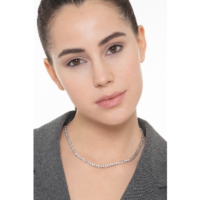 Diamond tennis necklace in 18k white gold