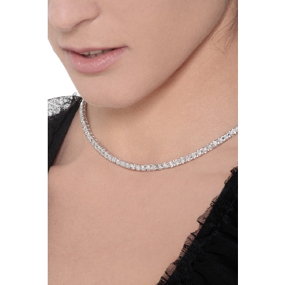 Collana tennis lineare in oro bianco 18k e diamanti