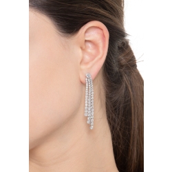 Orecchini tennis a scalare in oro bianco 18k a tre file in oro bianco e diamanti 2