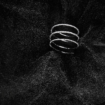 18k white gold semirigid spiral bracelet with diamonds