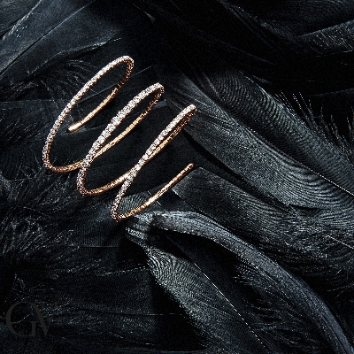 Rose gold 18k spring bracelet with diamonds 