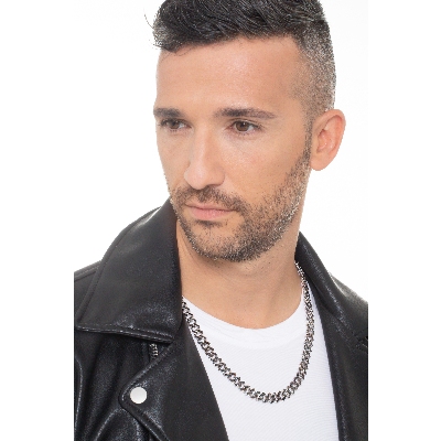 Collana maglia Cuban Link in oro bianco 18k con Diamanti neri. Punte brunite