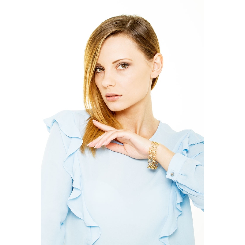 18k yellow gold fancy bracelet with diamonds 