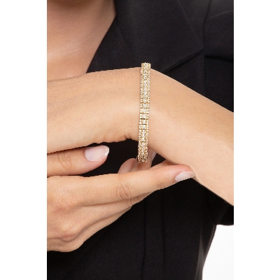 Fancy 18k yellow gold tennis bracelet with diamonds
