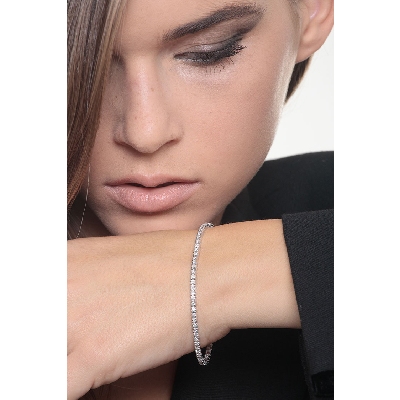 Bracciale Tennis griffe in oro Bianco 18k con diamanti
