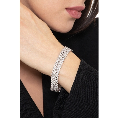 Bracciale in oro bianco 18k con maglie a spiga tipo navette in diamanti.