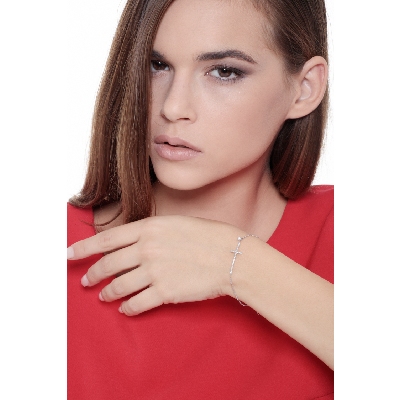 Bracciale in oro bianco 18k con croce e diamanti, 15+3 cm