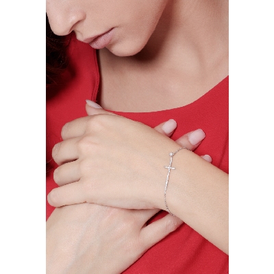 Bracciale in oro bianco 18k con croce e diamanti, 15+3 cm