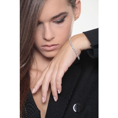 Bracciale Tennis lineare a piramide in oro Bianco 18k con diamanti