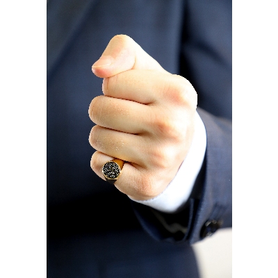 Anello da mignolo in oro Rosa 18k con pavè in diamanti neri e punte brunite, Uomo