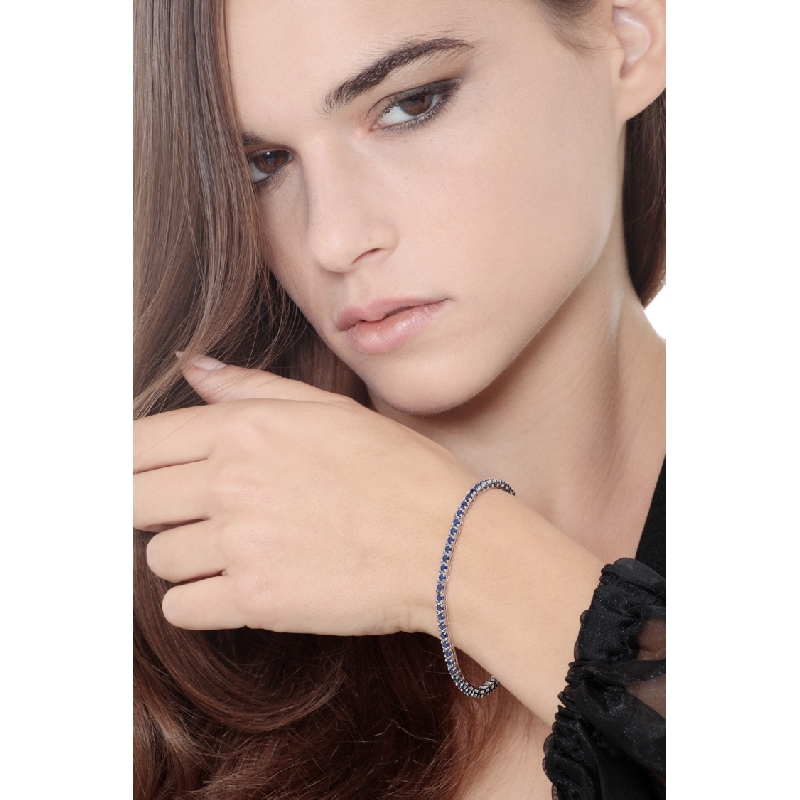Bracciale Tennis piramide in oro Bianco 18k con Zaffiri Blu