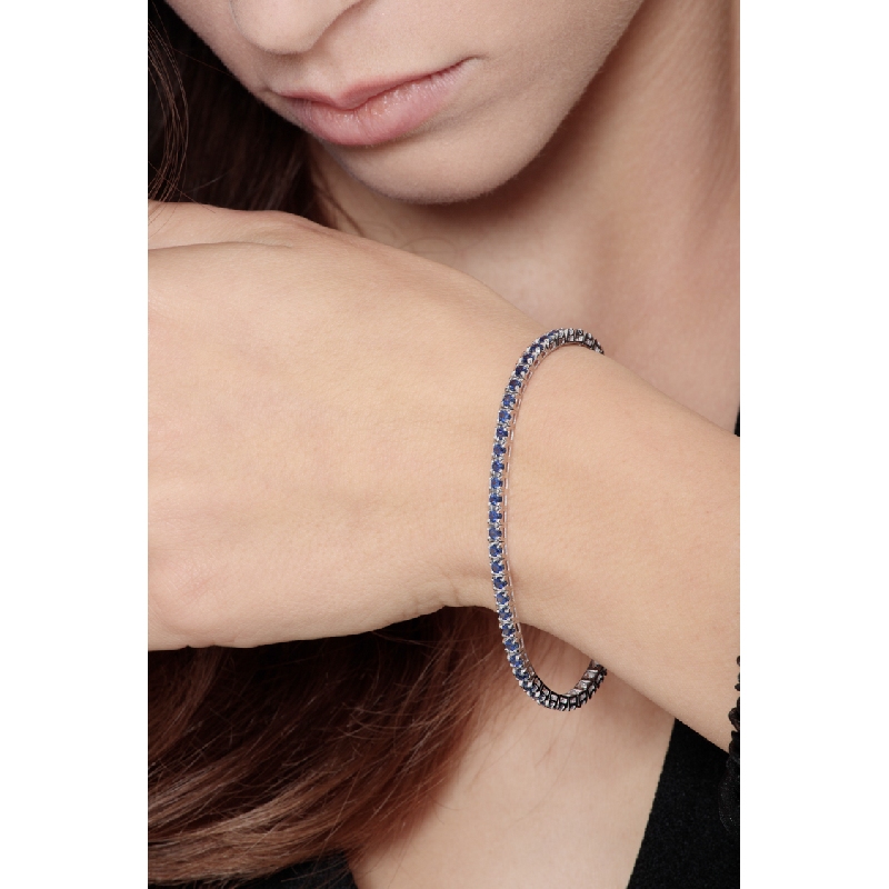 Bracciale Tennis piramide in oro Bianco 18k con Zaffiri Blu