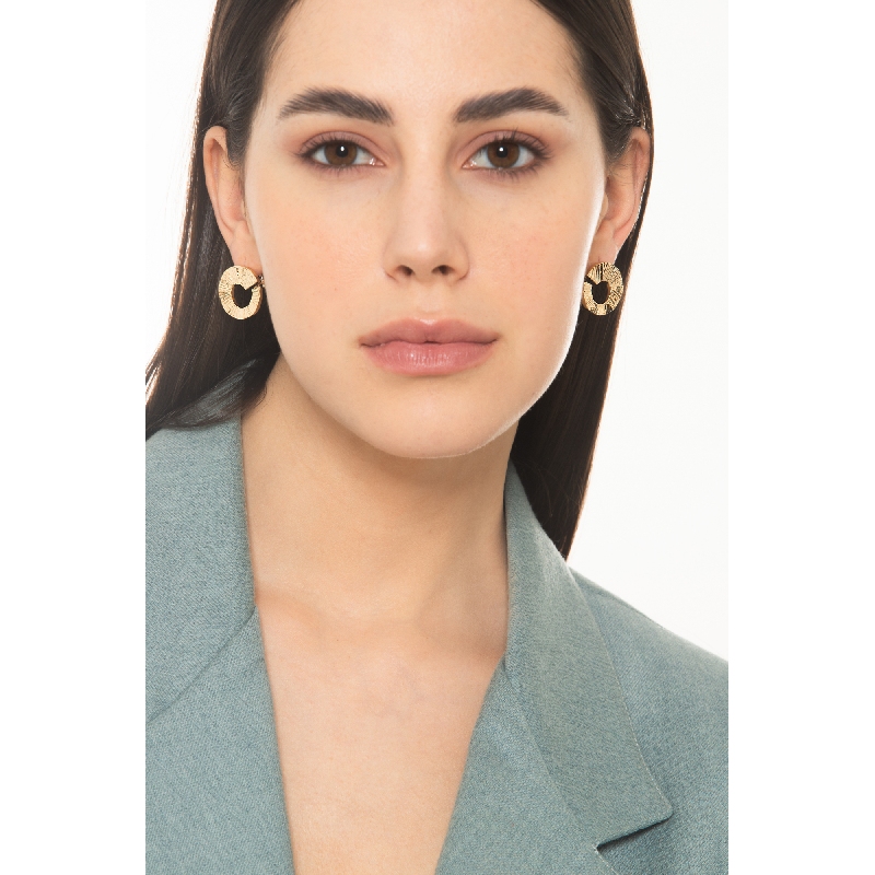 750 yellow gold open hoop earrings