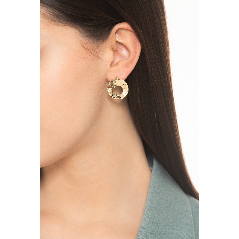 750 yellow gold open hoop earrings