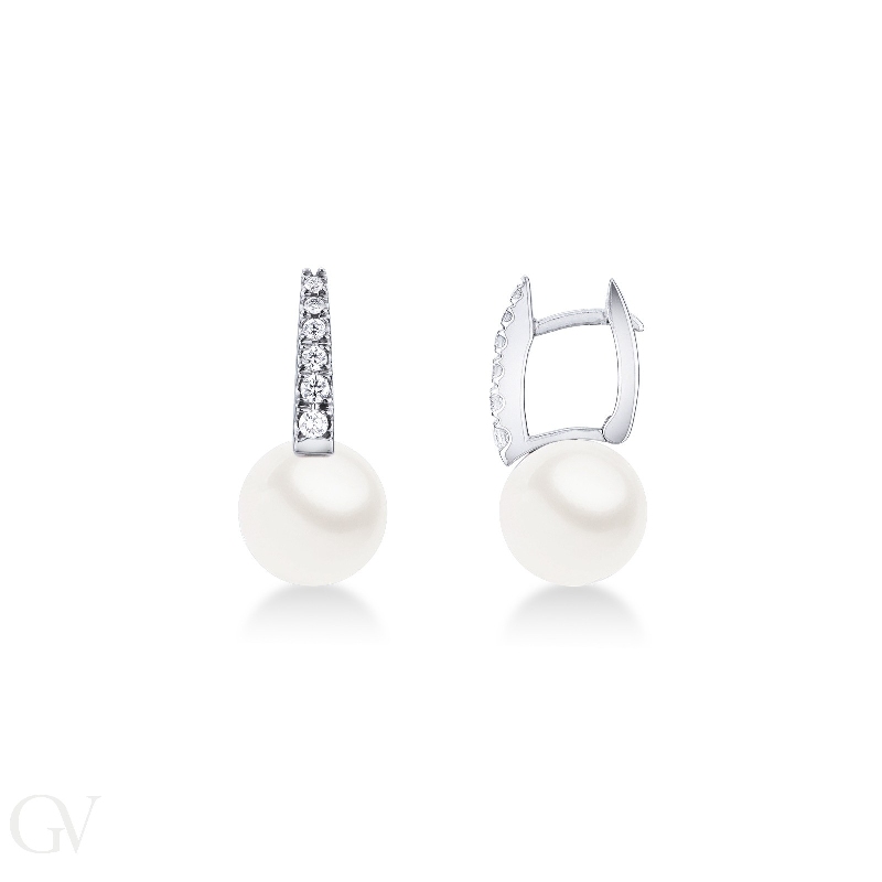 18k white gold earrings with pearls and diamonds 